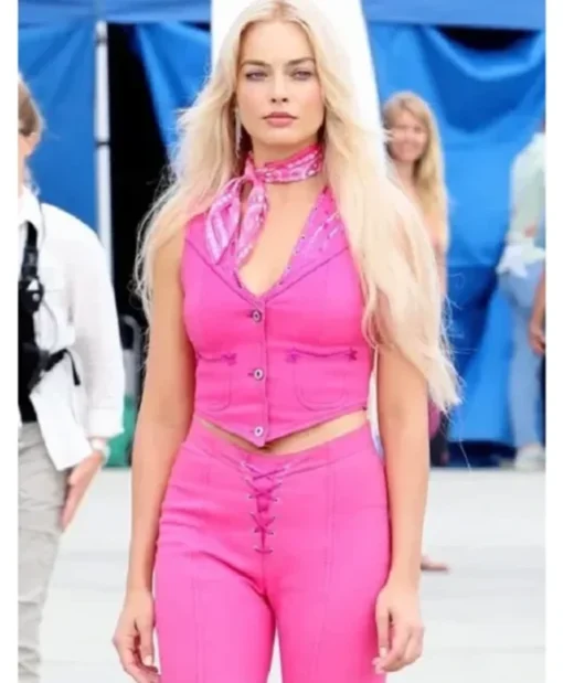 Barbie 2023 Margot Robbie Pink Suit