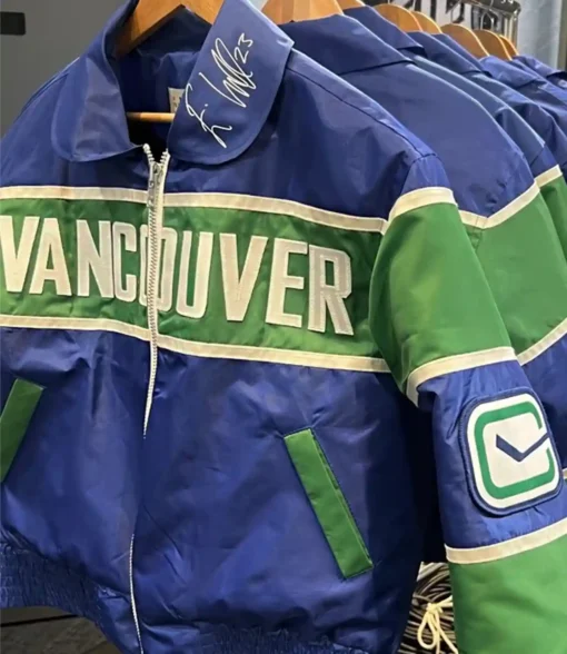 Canucks Wag Zip-Up Jacket