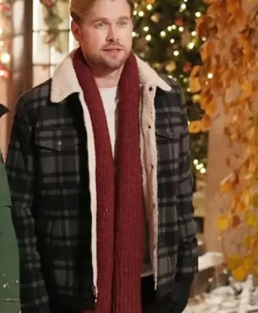 Chord Overstreet Falling for Christmas Coat