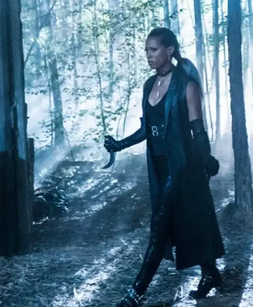 Kearran Giovanni Black Lightning Giselle Cutter Long Sleeveless Coat