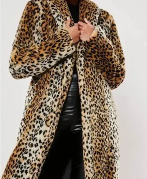 Kelly Reilly Yellowstone S02 Leopard Print Fur Coat