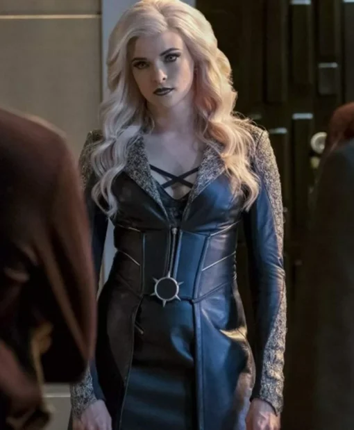 Killer Frost The Flash Season 3 Black Coat