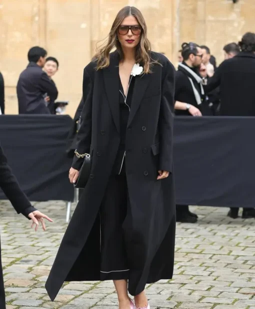 Maria Sharapova Black Coat