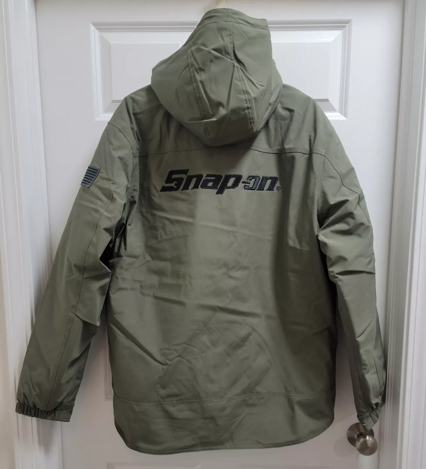 Snap on orders coat like new