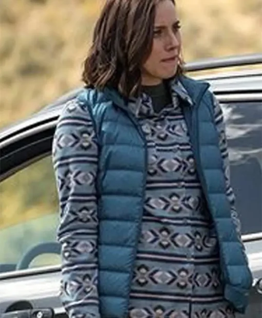 Wendy Moniz TV Series Yellowstone Lynelle Perry Blue Women Quilted Parachute Puffer Vest