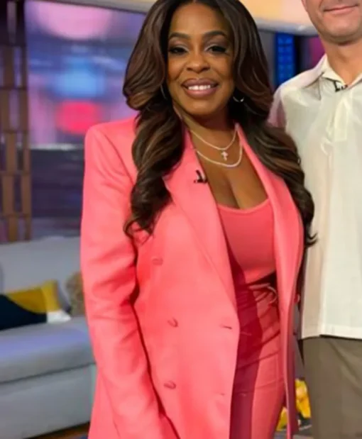 Good Morning America Niecy Nash Pink Suit